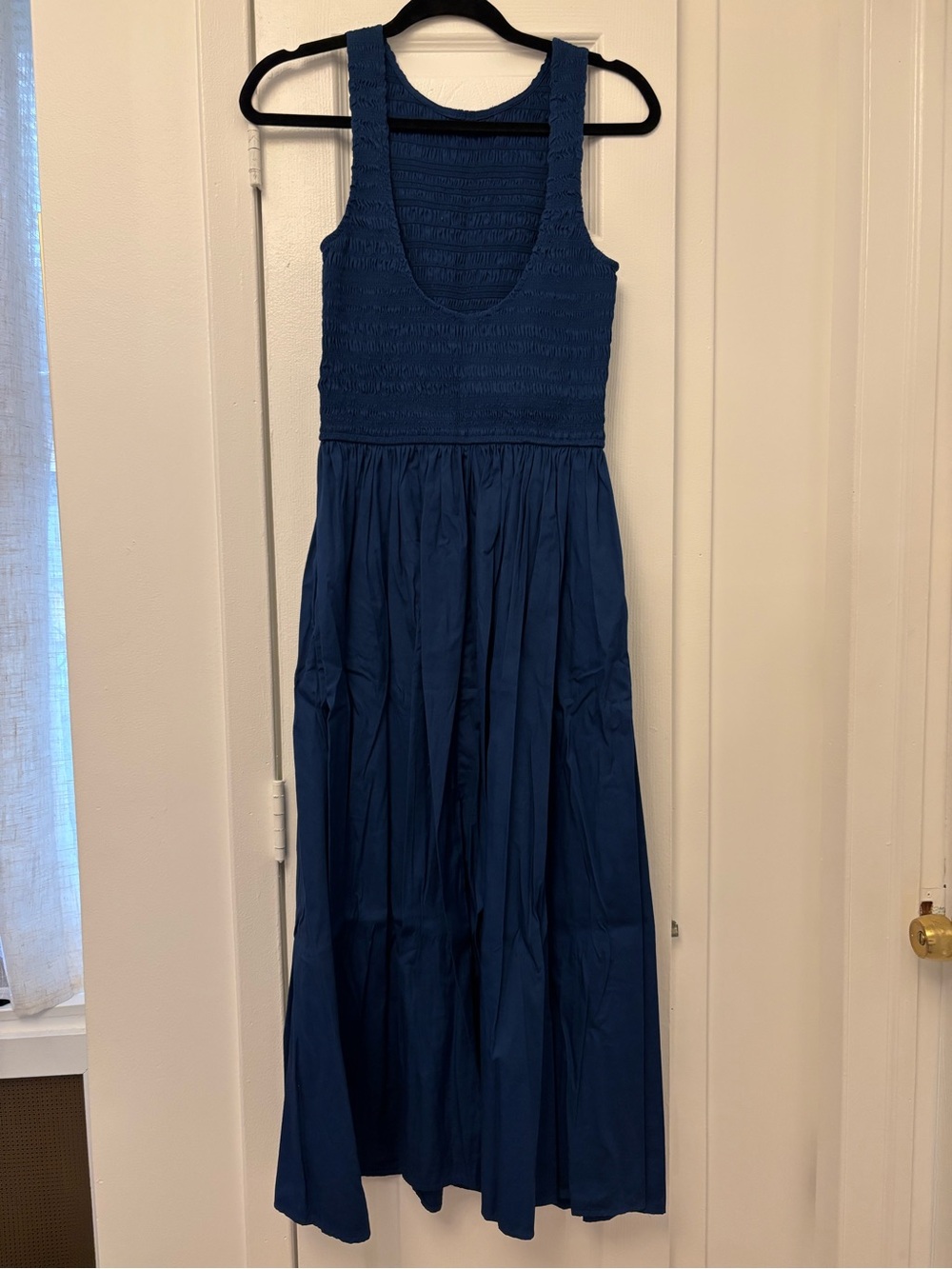 Madewell The Melody Scoopback Smocked Midi Dress - Picture 8 of 11